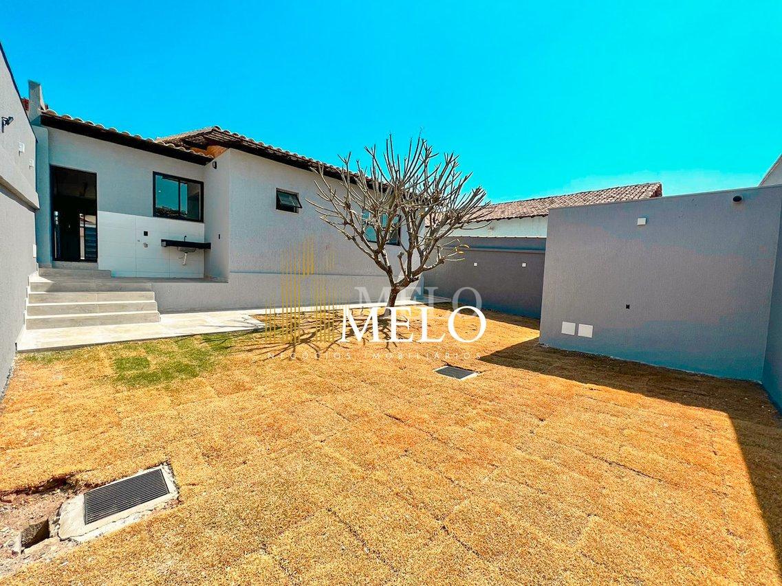 Belíssima casa a venda no Santa Amélia por R$1.450.000,00 - Belo Horizonte - 