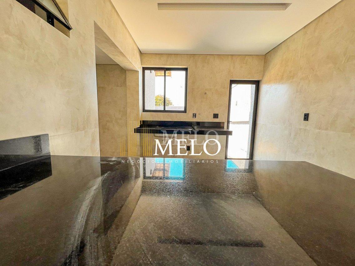 Belíssima casa a venda no Santa Amélia por R$1.450.000,00 - Belo Horizonte - 