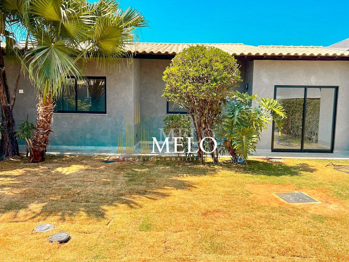 Belíssima casa a venda no Santa Amélia por R$1.450.000,00 - Belo Horizonte - 