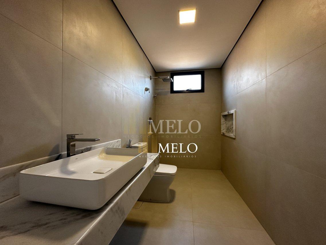 Belíssima Casa no Condomínio Alphaville Vespasiano a venda por R$3.960.000,00 - Vespasiano - 