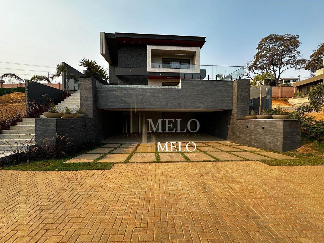 Belíssima Casa no Condomínio Alphaville Vespasiano a venda por R$3.960.000,00 - Vespasiano - 