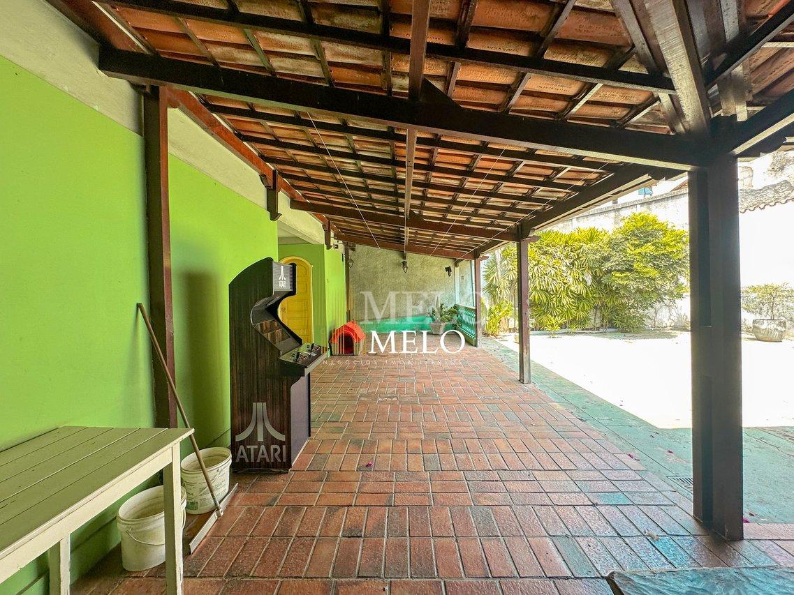 Belíssima casa a venda no Santa Rosa por R$ 1.250.000,00 - Belo Horizonte - 