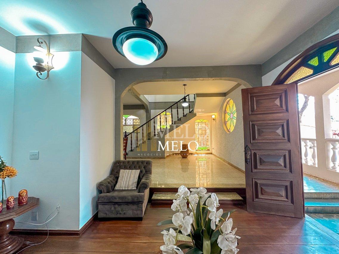 Belíssima casa a venda no Santa Rosa por R$ 1.250.000,00 - Belo Horizonte - 