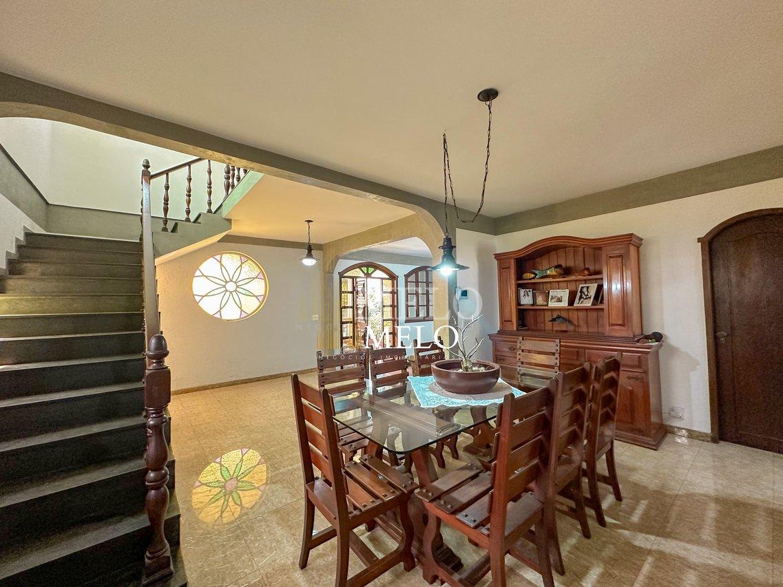 Belíssima casa a venda no Santa Rosa por R$ 1.250.000,00 - Belo Horizonte - 