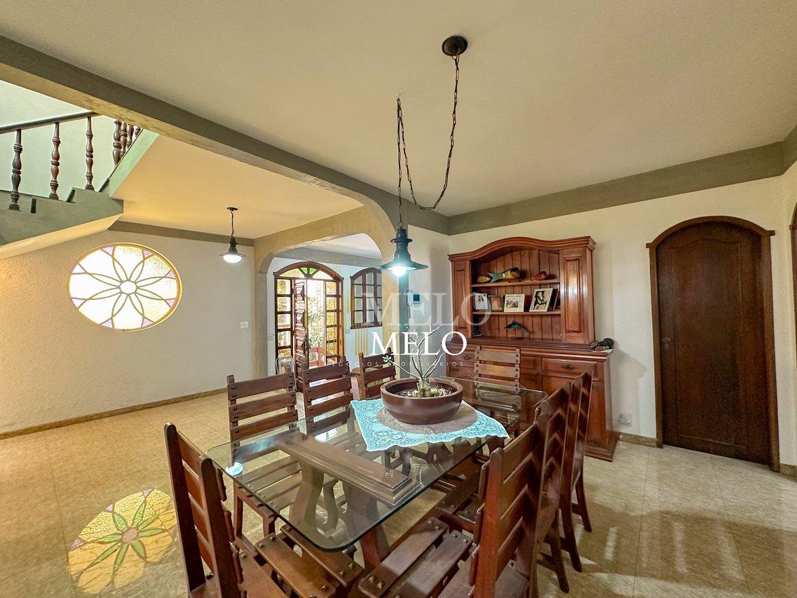 Belíssima casa a venda no Santa Rosa por R$ 1.250.000,00 - Belo Horizonte - 