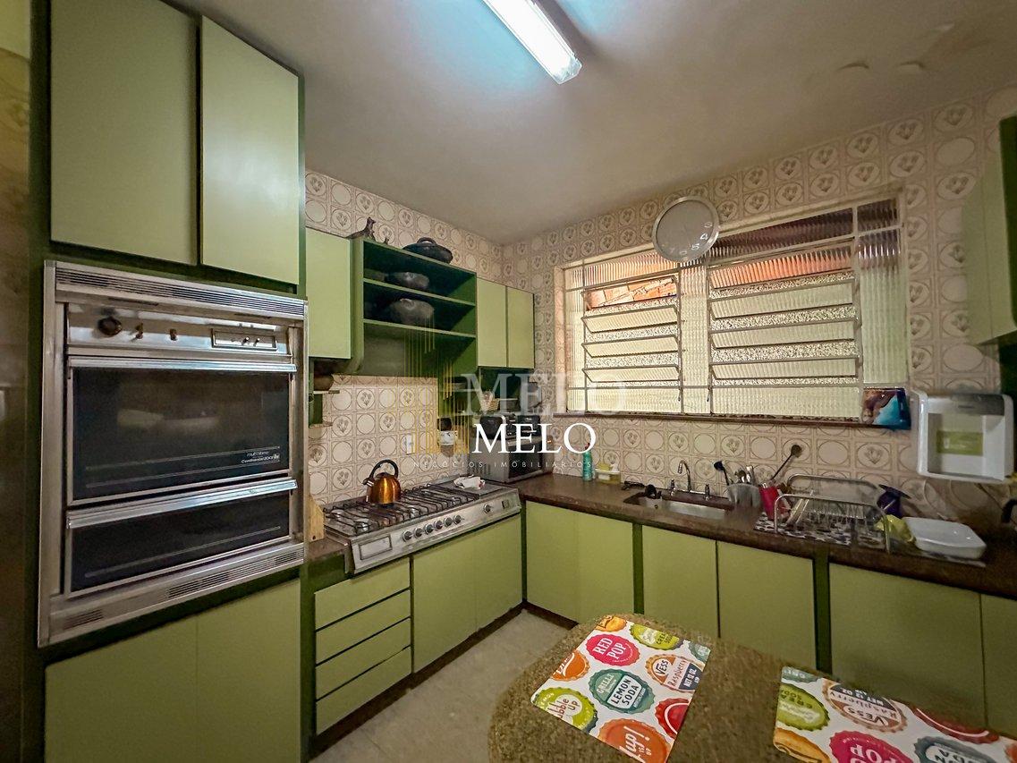 Belíssima casa a venda no Santa Rosa por R$ 1.250.000,00 - Belo Horizonte - 
