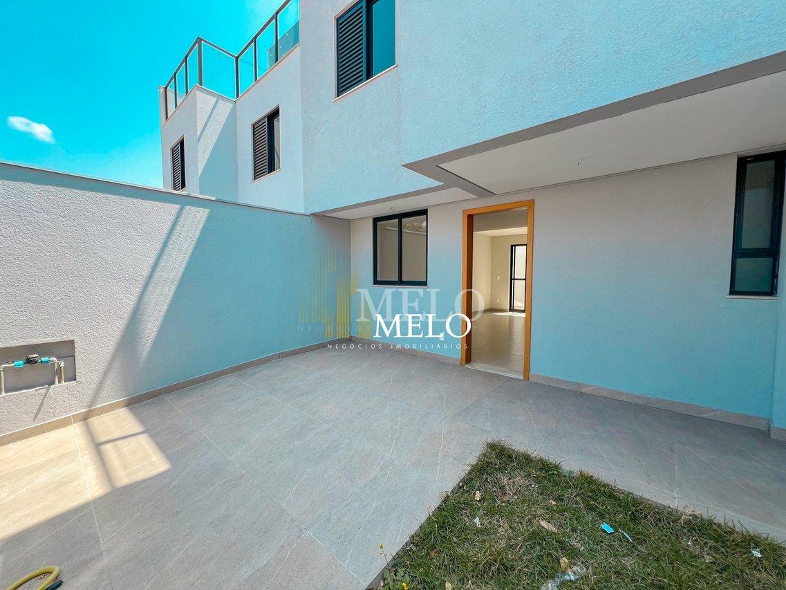 Belíssima Casa Geminada a venda no Planalto por R$740.000,00 - Belo Horizonte - 