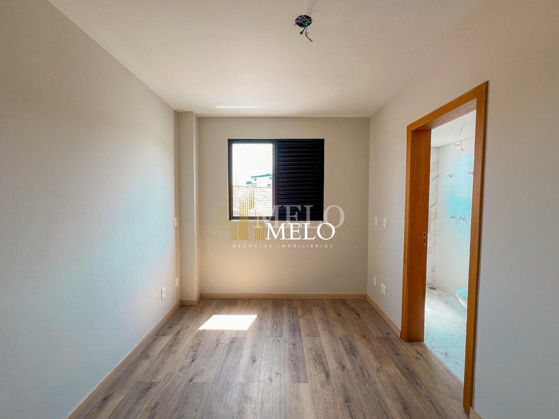 Belíssima Casa Geminada a venda no Planalto por R$740.000,00 - Belo Horizonte - 