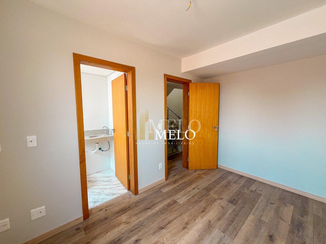 Belíssima Casa Geminada a venda no Planalto por R$740.000,00 - Belo Horizonte - 