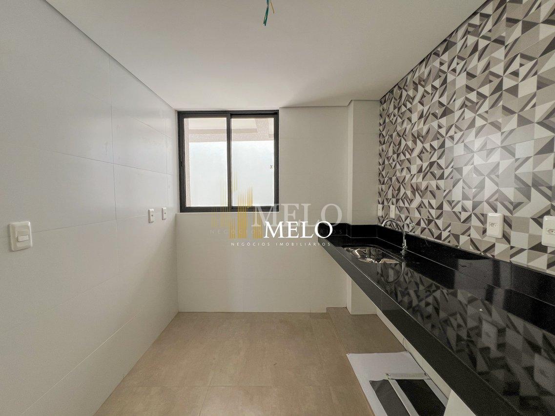 Belíssima Casa Geminada a venda no Planalto por R$740.000,00 - Belo Horizonte - 