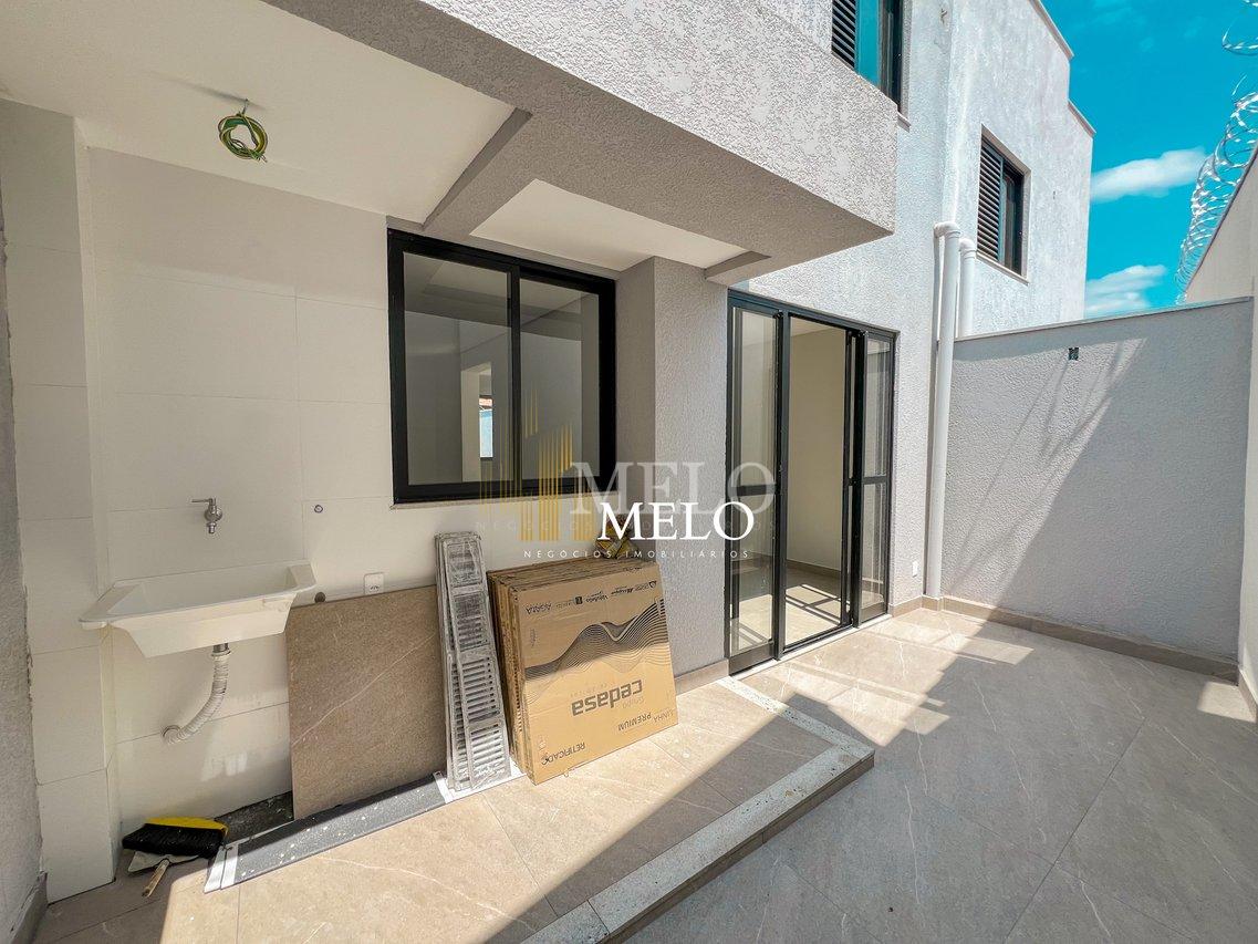 Belíssima Casa Geminada a venda no Planalto por R$740.000,00 - Belo Horizonte - 