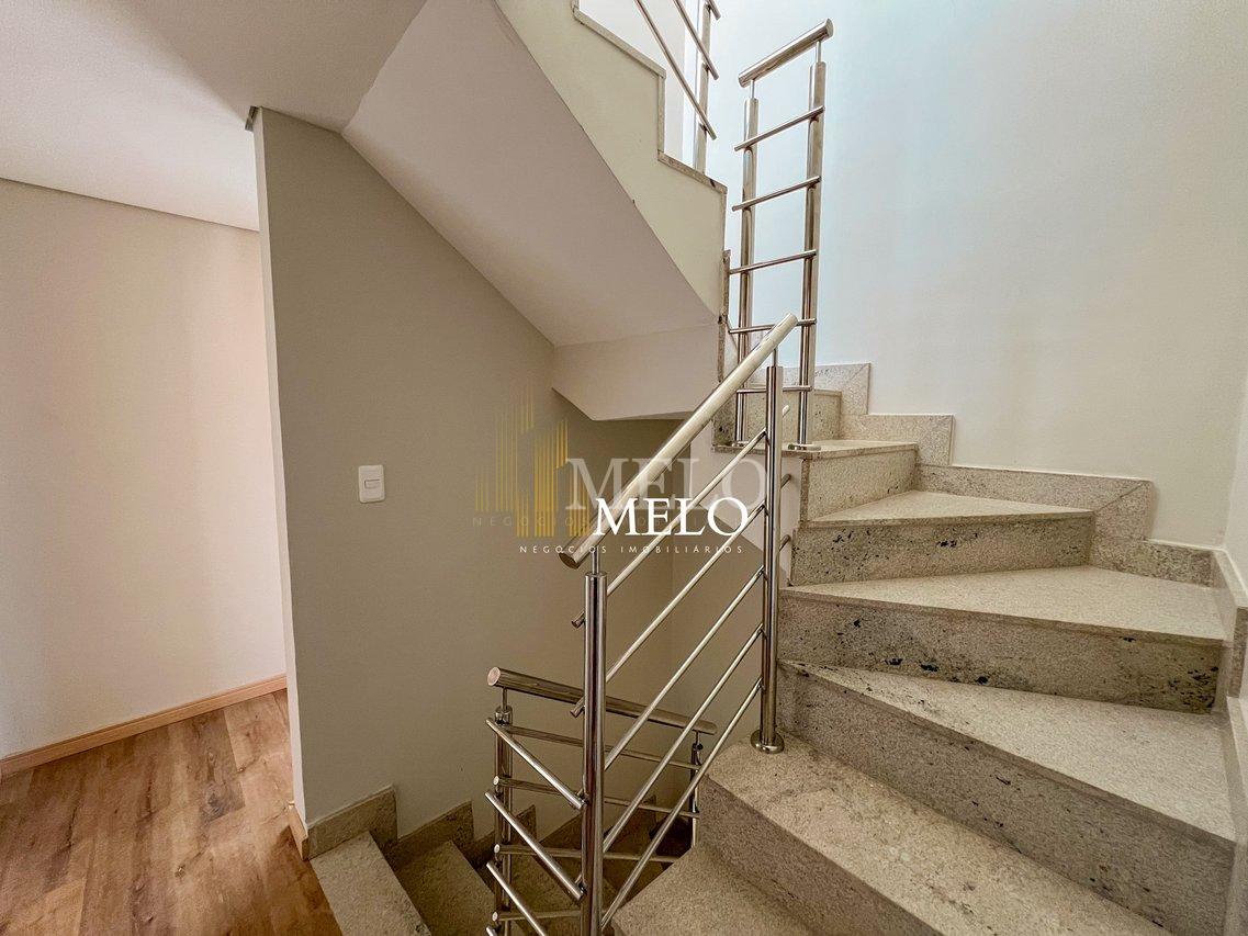 Belíssima Casa Geminada a venda no Planalto por R$740.000,00 - Belo Horizonte - 