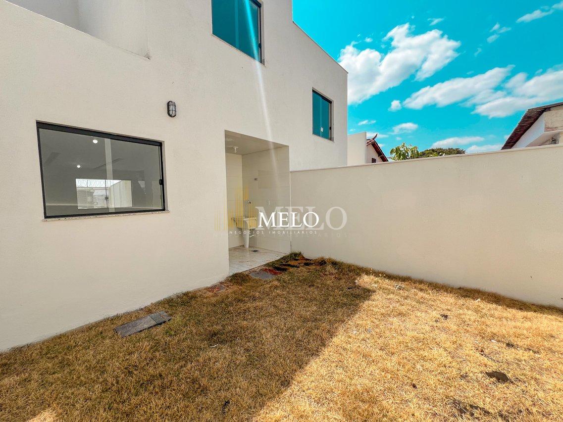Belíssima Casa Geminada a venda no Floramar por R$595.000,00 - Belo Horizonte - 
