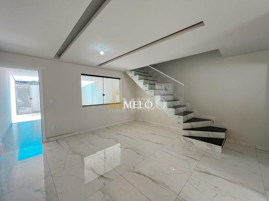 Belíssima Casa Geminada a venda no Floramar por R$595.000,00 - Belo Horizonte - 