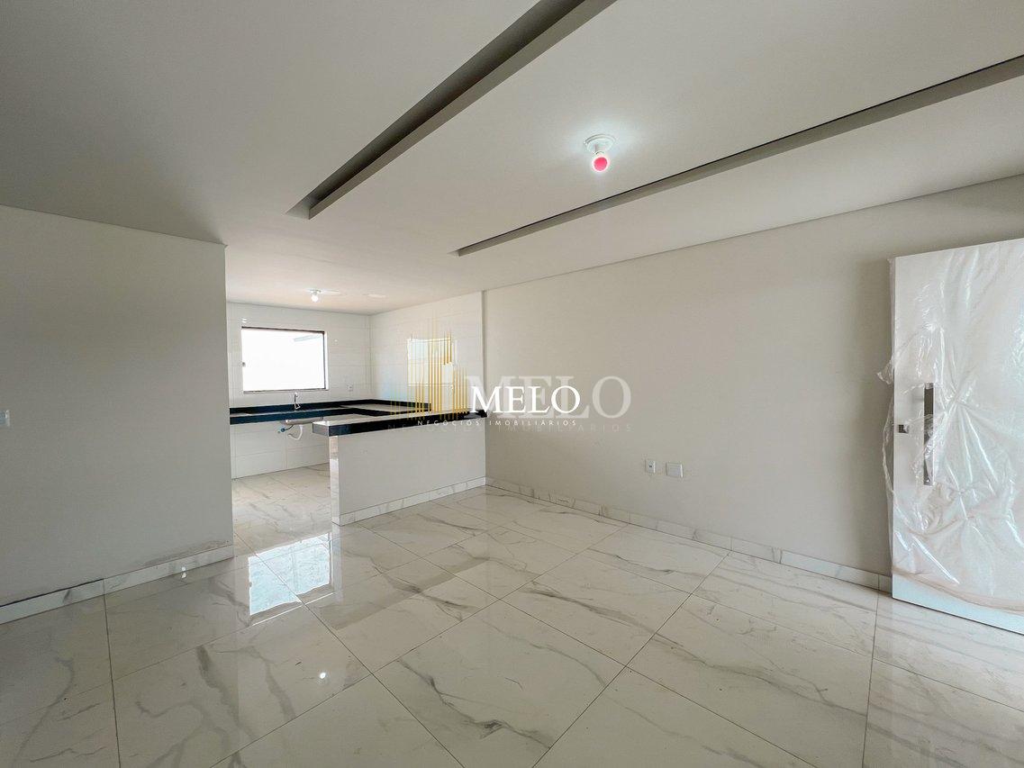 Belíssima Casa Geminada a venda no Floramar por R$595.000,00 - Belo Horizonte - 