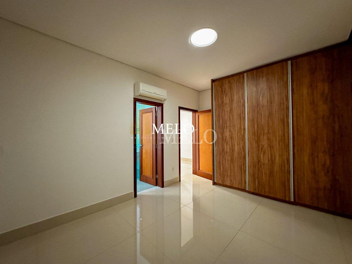 Belíssima casa a venda no Bandeirantes por R$5.500.000 - Belo Horizonte - 