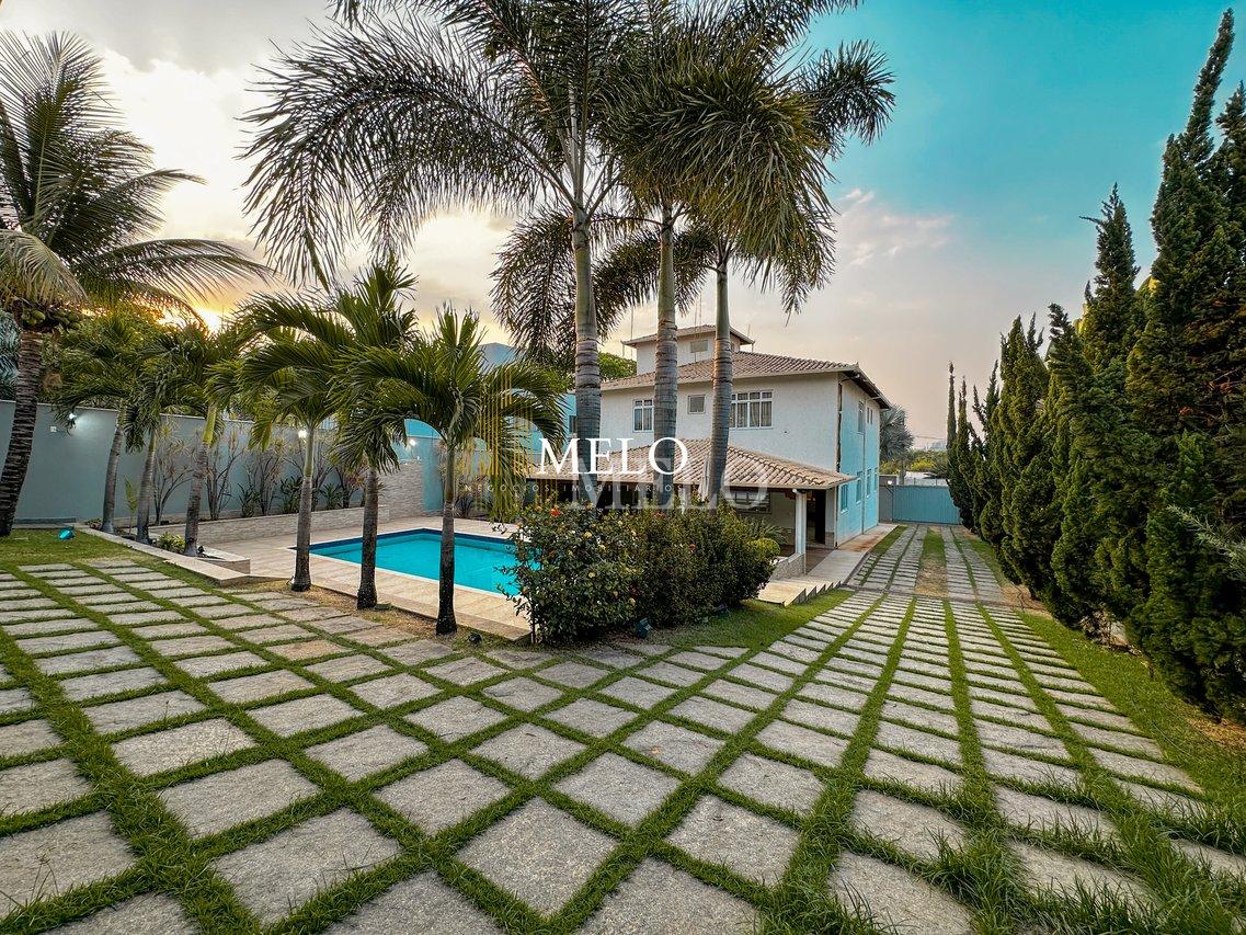 Belíssima casa a venda no Bandeirantes por R$5.500.000 - Belo Horizonte - 