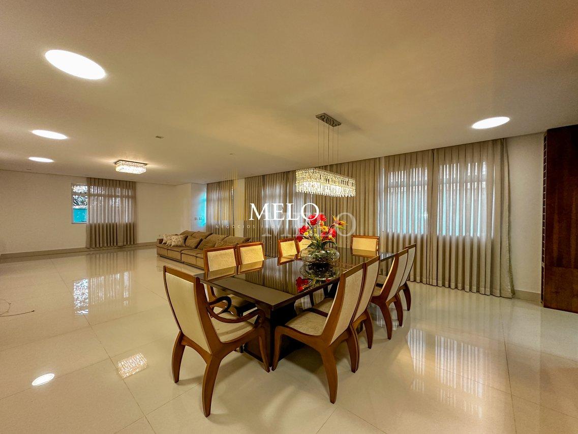 Belíssima casa a venda no Bandeirantes por R$5.500.000 - Belo Horizonte - 