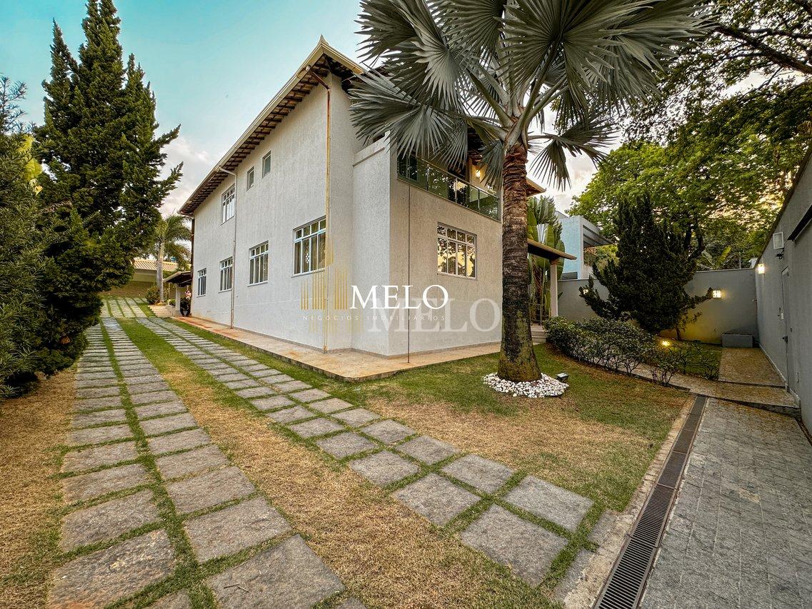 Belíssima casa a venda no Bandeirantes por R$5.500.000 - Belo Horizonte - 