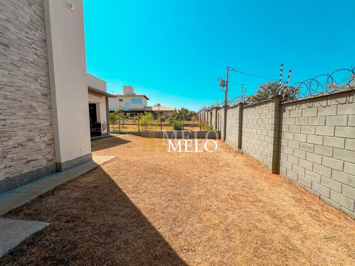 Belíssima casa a venda em Condomínio no VILLAS PARK II VESPASIANO por R$1.800.000,00 - Vespasiano - 
