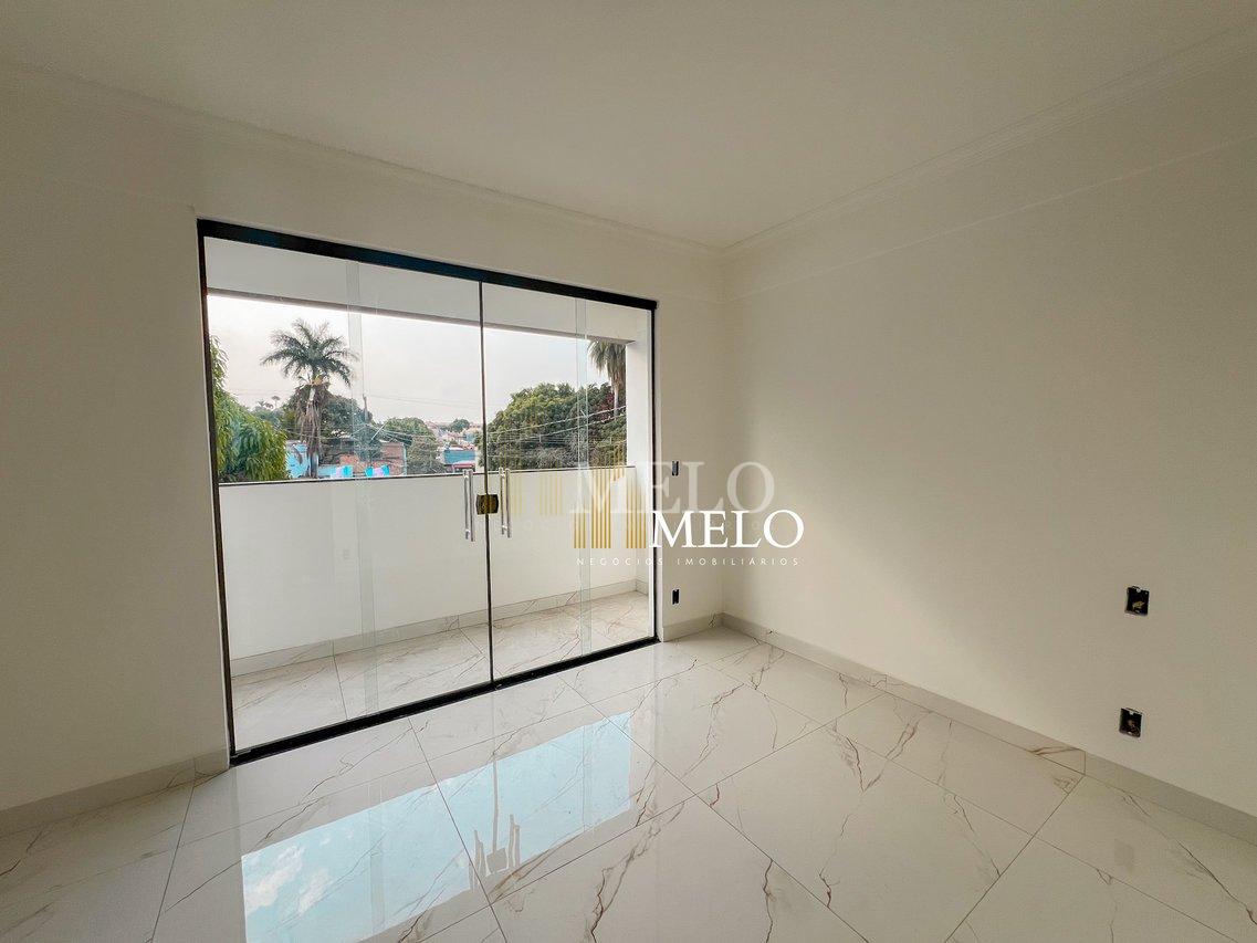 Belíssima casa Geminada à venda no Santa Amélia por R$ 650.000,00 - Belo Horizonte - 