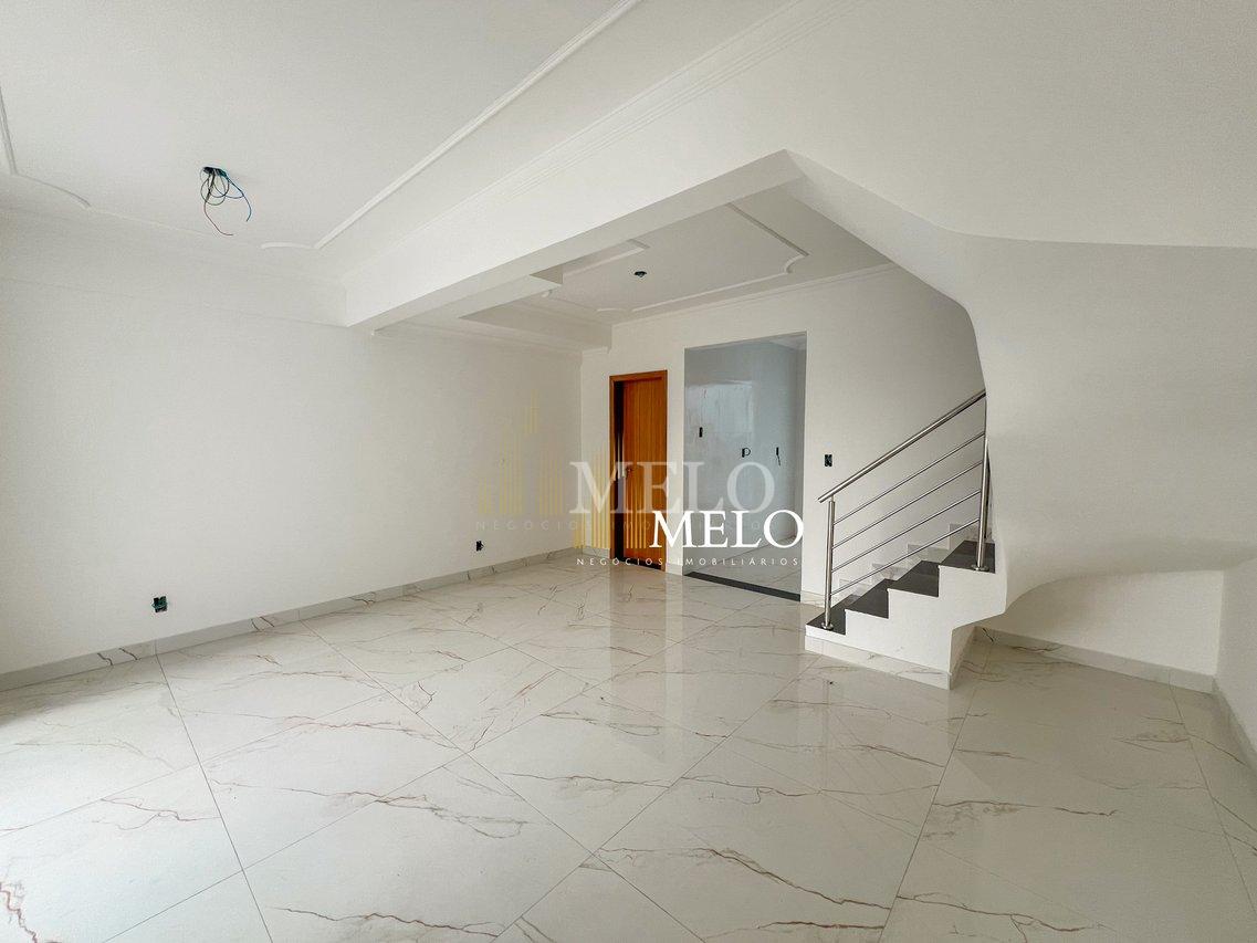 Belíssima casa Geminada à venda no Santa Amélia por R$ 650.000,00 - Belo Horizonte - 