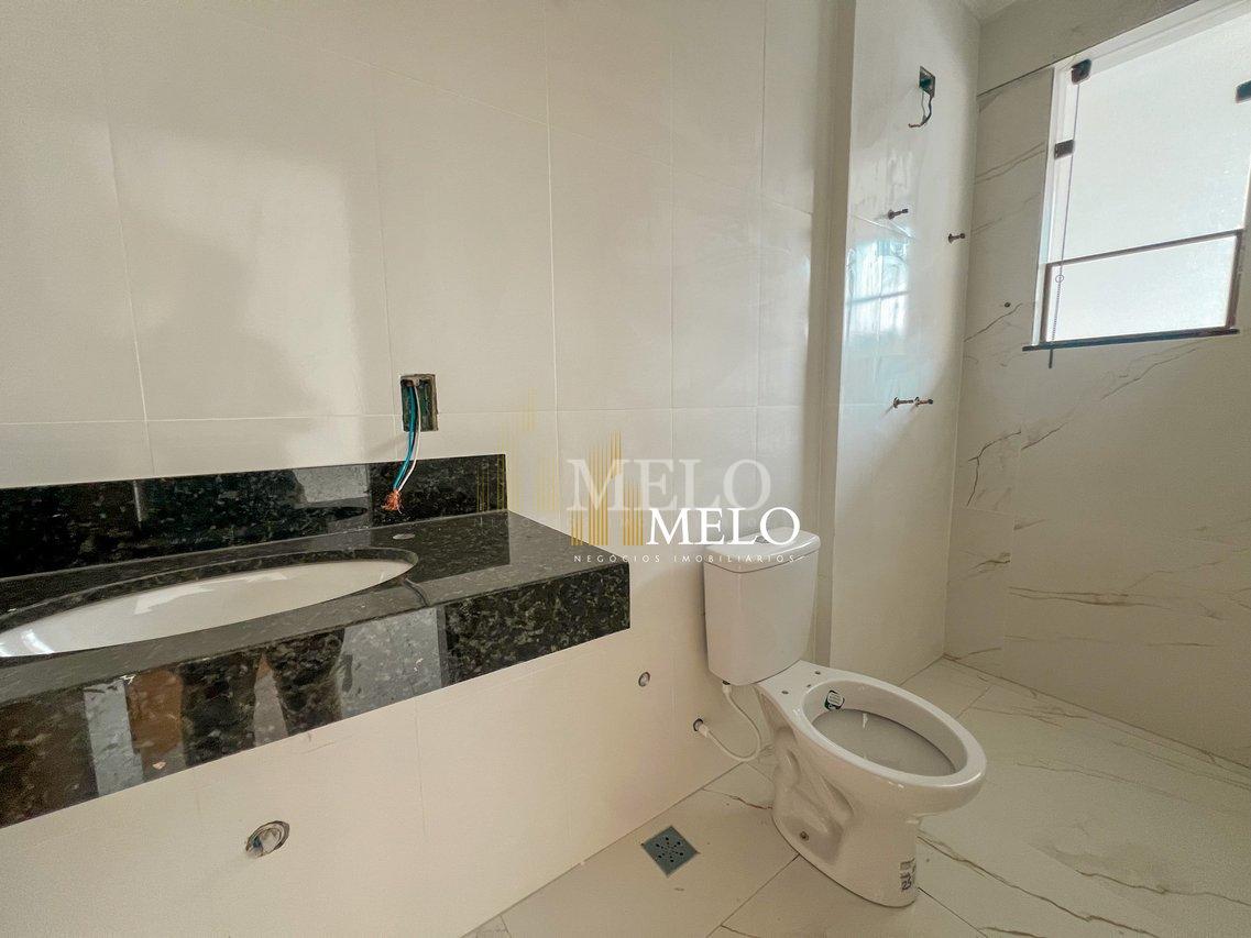 Belíssima casa Geminada à venda no Santa Amélia por R$ 650.000,00 - Belo Horizonte - 