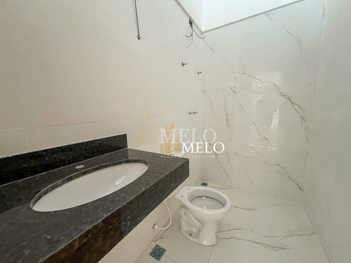 Belíssima casa Geminada à venda no Santa Amélia por R$ 650.000,00 - Belo Horizonte - 