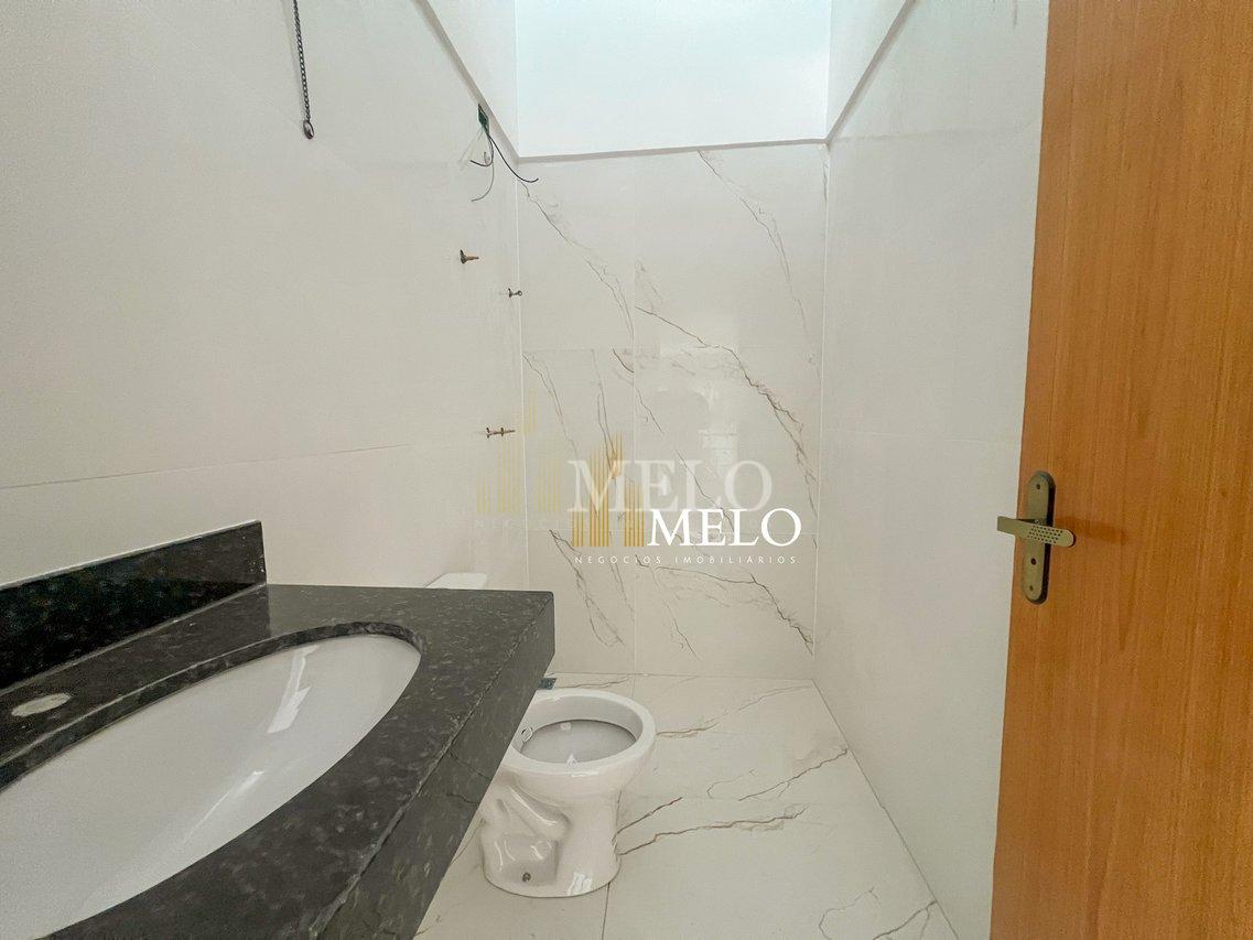 Belíssima casa Geminada à venda no Santa Amélia por R$ 650.000,00 - Belo Horizonte - 
