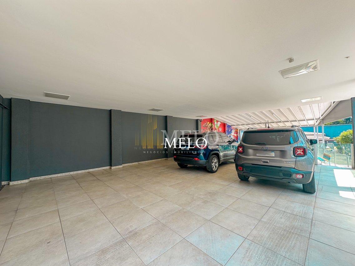 Belíssima casa a venda no TREVO por R$ 2.800.000,00 - Belo Horizonte - 