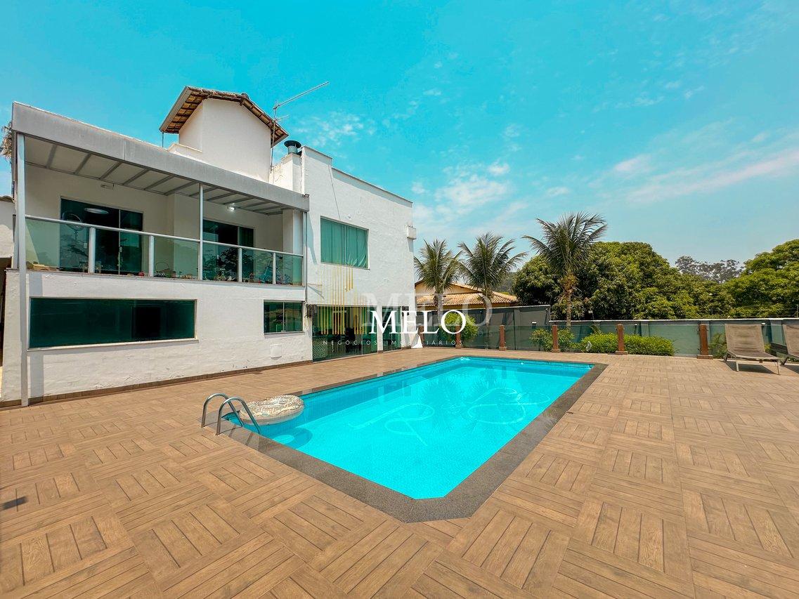 Belíssima casa a venda no TREVO por R$ 2.800.000,00 - Belo Horizonte - 