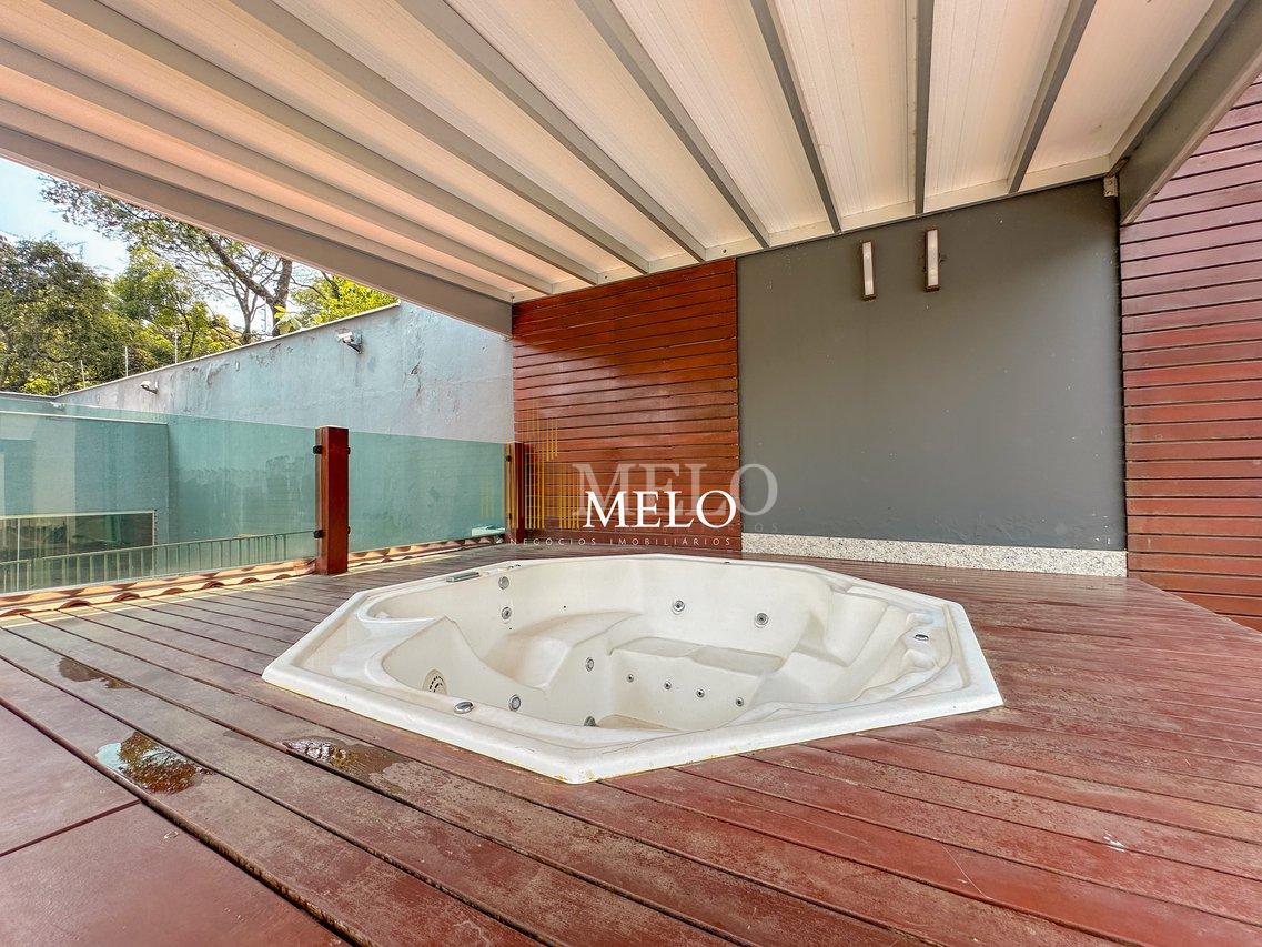 Belíssima casa a venda no TREVO por R$ 2.800.000,00 - Belo Horizonte - 