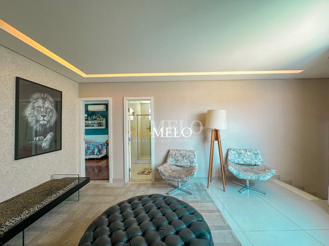 Belíssima casa a venda no TREVO por R$ 2.800.000,00 - Belo Horizonte - 