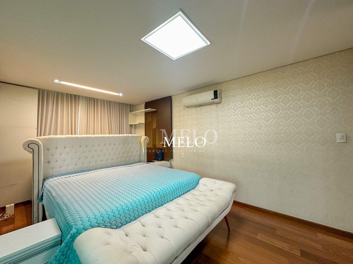 Belíssima casa a venda no TREVO por R$ 2.800.000,00 - Belo Horizonte - 