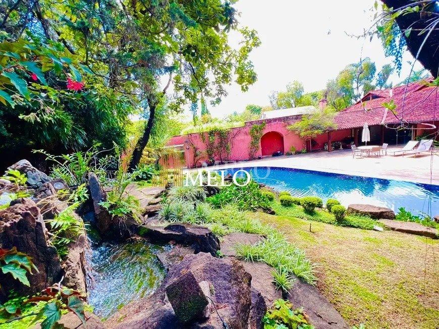 Belíssima casa a venda no São Luiz por R$3.800.000,00 - Belo Horizonte - 