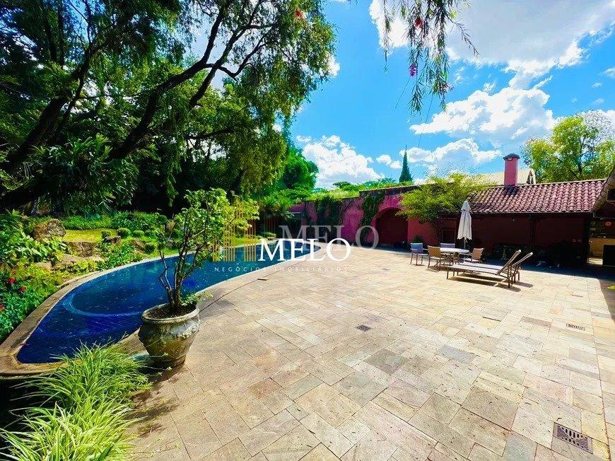 Belíssima casa a venda no São Luiz por R$3.800.000,00 - Belo Horizonte - 