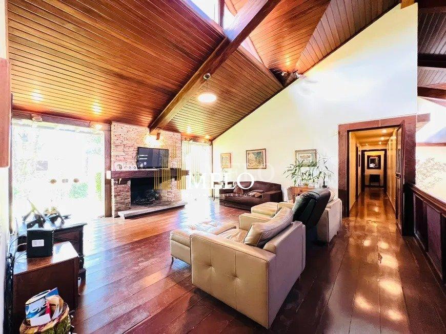 Belíssima casa a venda no São Luiz por R$3.800.000,00 - Belo Horizonte - 