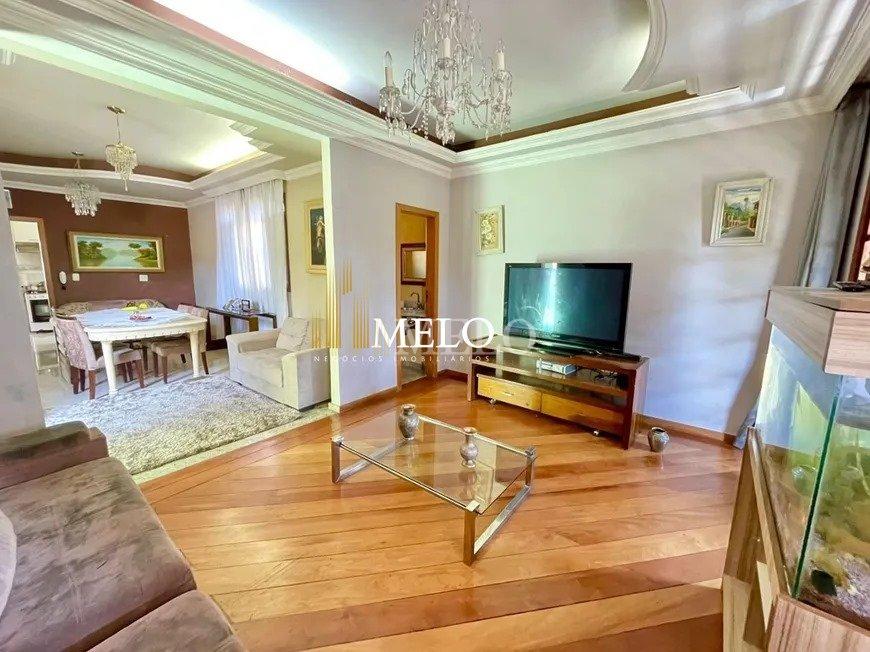 Belíssima casa a venda no São Luiz por R$1.850.000,00 - Belo Horizonte - 