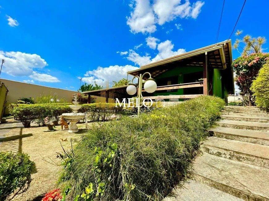 Belíssima casa a venda no São Luiz por R$1.850.000,00 - Belo Horizonte - 
