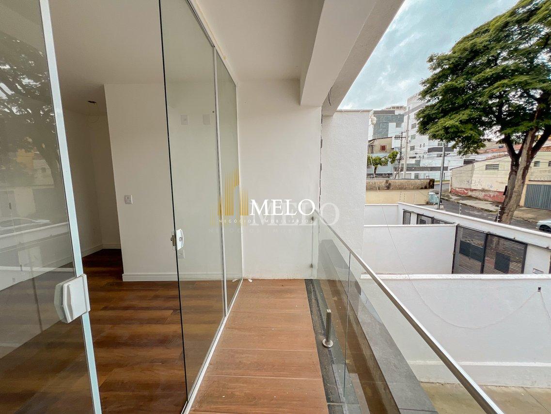 Belíssima casa a venda no Santa Branca por R$ 850.000,00 - Belo Horizonte - 