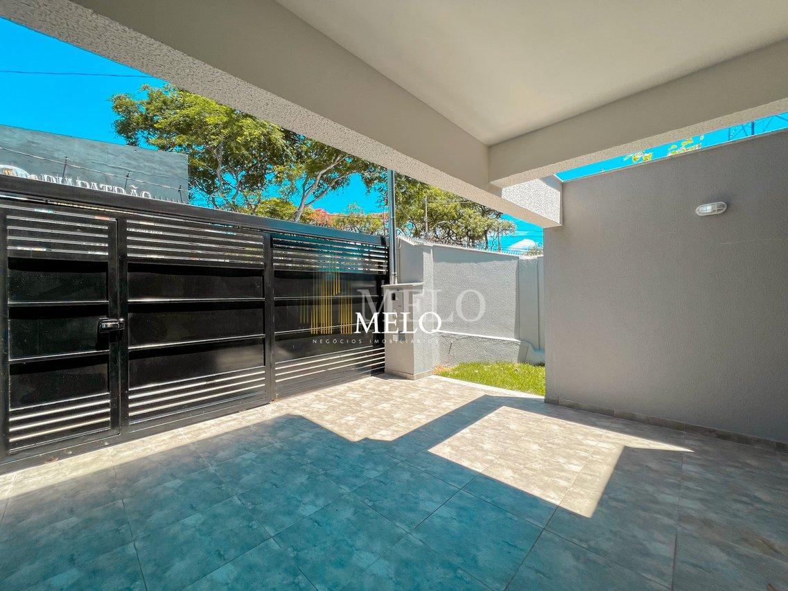 Belíssima casa Duplex a venda no Santa Mônica por R$819.900,00 - Belo Horizonte - 