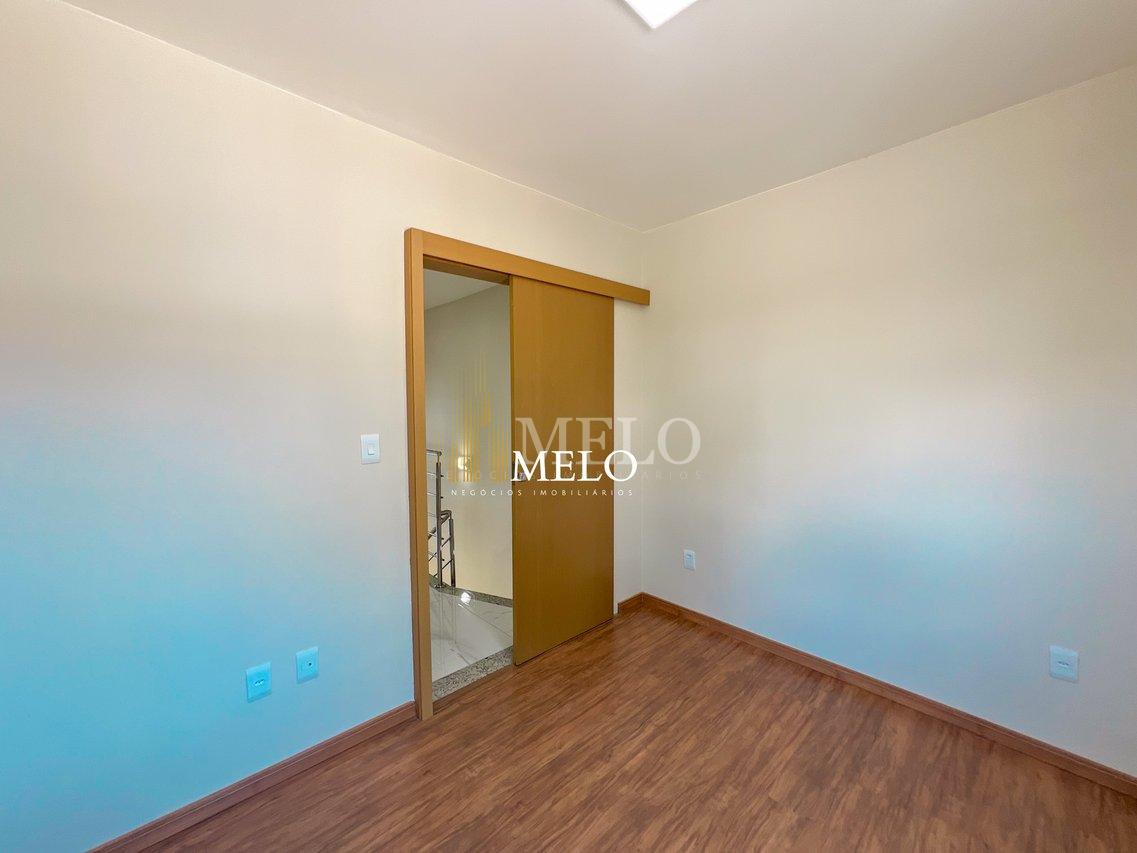 Belíssima casa Duplex a venda no Santa Mônica por R$819.900,00 - Belo Horizonte - 