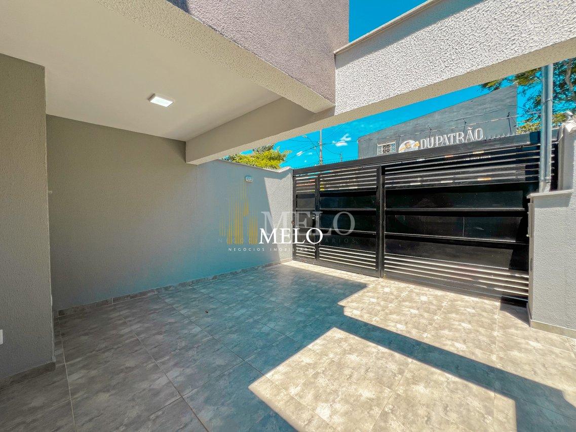 Belíssima casa Duplex a venda no Santa Mônica por R$819.900,00 - Belo Horizonte - 