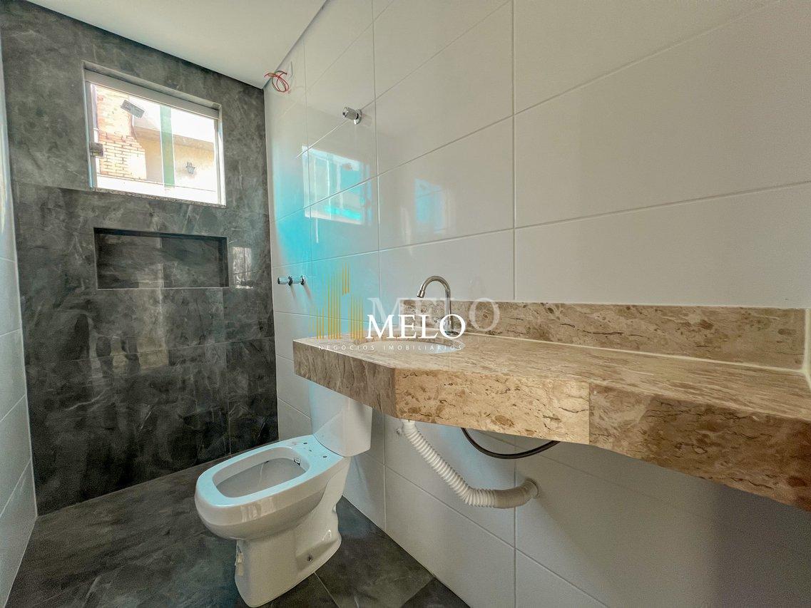 Excelente Cobertura à venda no Heliópolis por R$750.000,00 - Belo Horizonte - 
