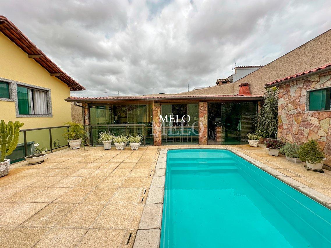Belíssima casa a venda no Santa Branca por R$1.450.000,00 - Belo Horizonte - 