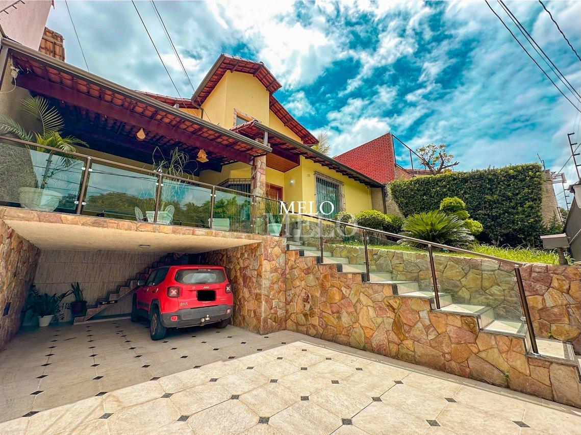 Belíssima casa a venda no Santa Branca por R$1.450.000,00 - Belo Horizonte - 