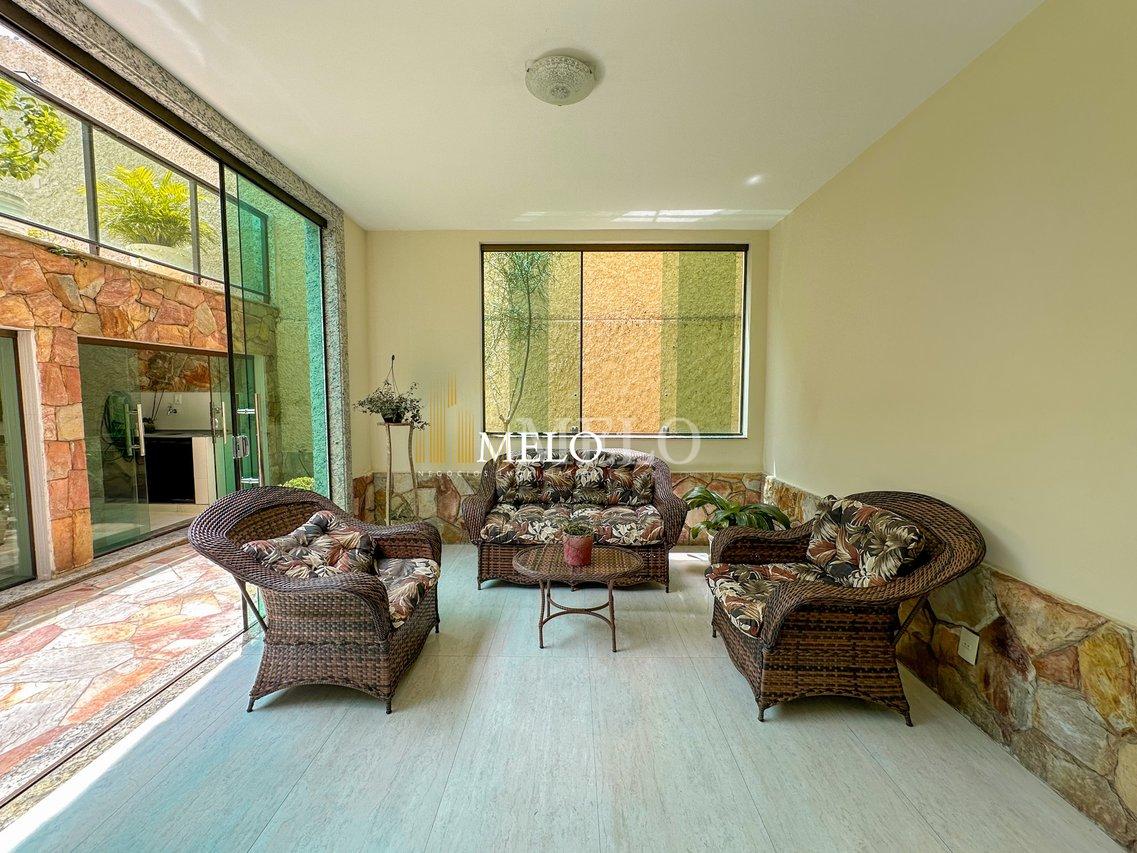 Belíssima casa a venda no Santa Branca por R$1.450.000,00 - Belo Horizonte - 