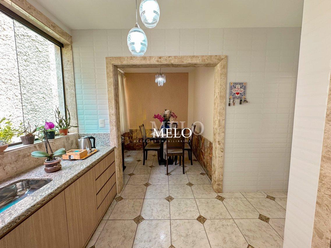 Belíssima casa a venda no Santa Branca por R$1.450.000,00 - Belo Horizonte - 