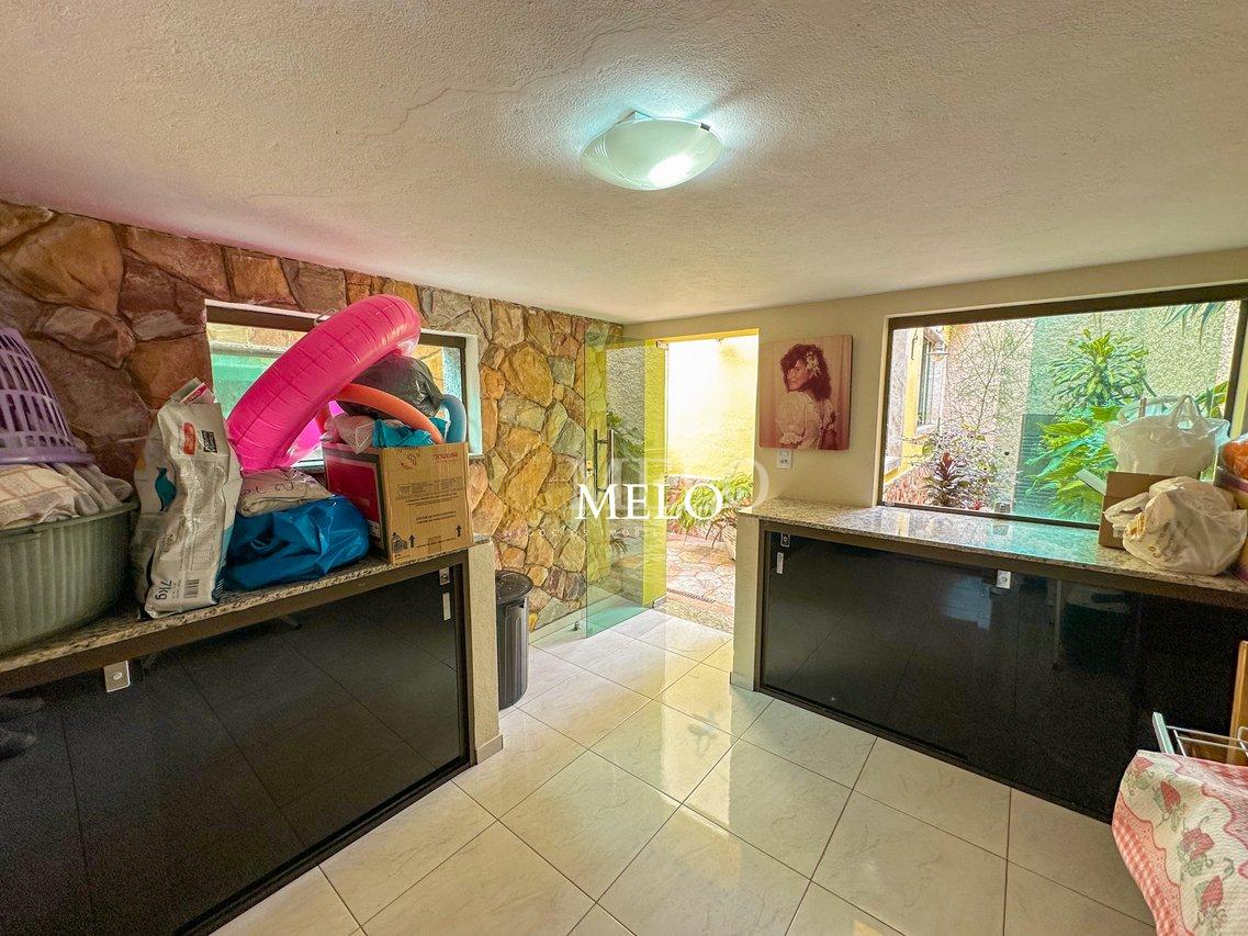 Belíssima casa a venda no Santa Branca por R$1.450.000,00 - Belo Horizonte - 