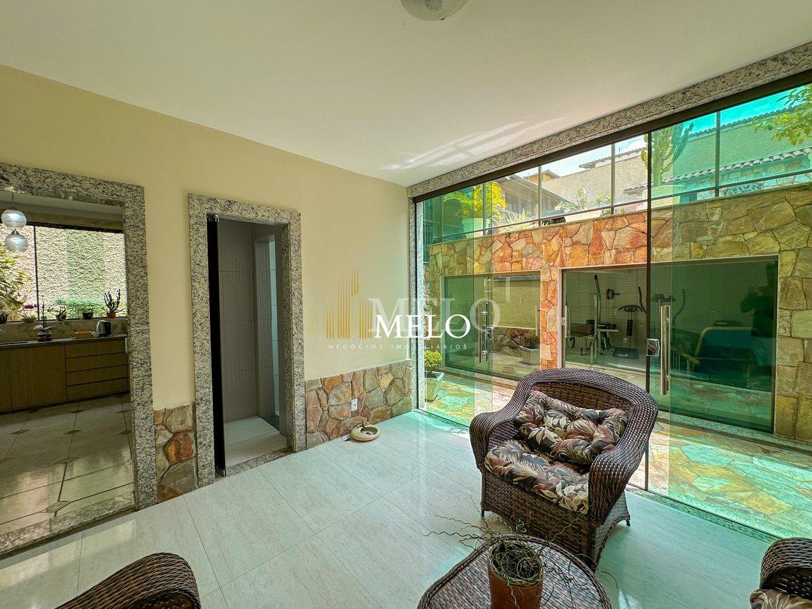Belíssima casa a venda no Santa Branca por R$1.450.000,00 - Belo Horizonte - 